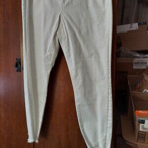 LOFT White Slim Ankle Jeans with Frayed Hem Design size 10